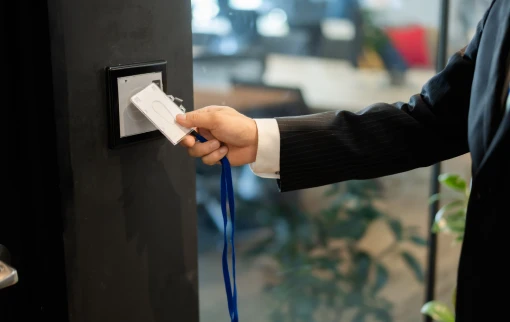 セキュリティ対策用品