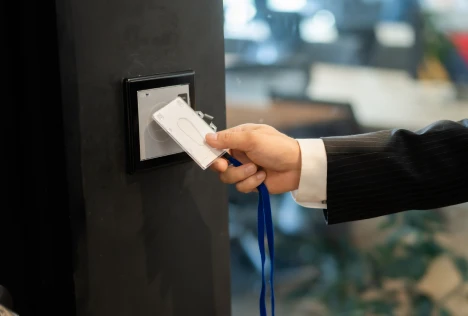 オフィス セキュリティ強化