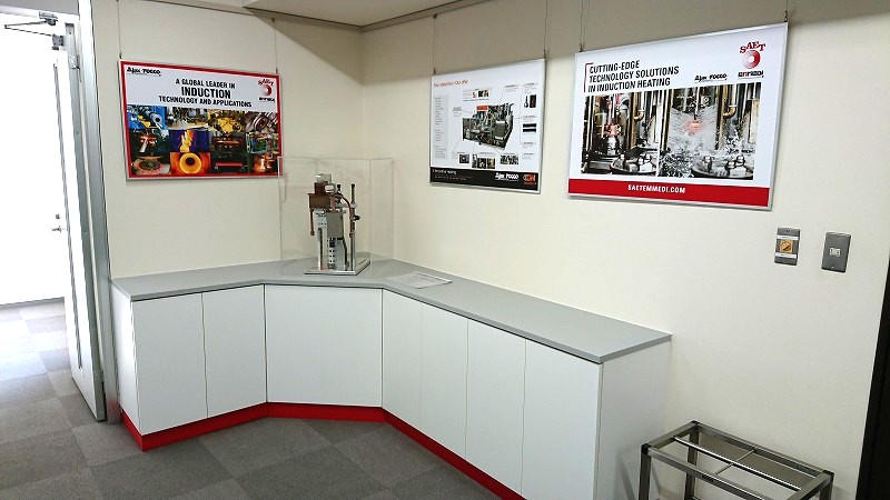 エントランス内 造作家具製作